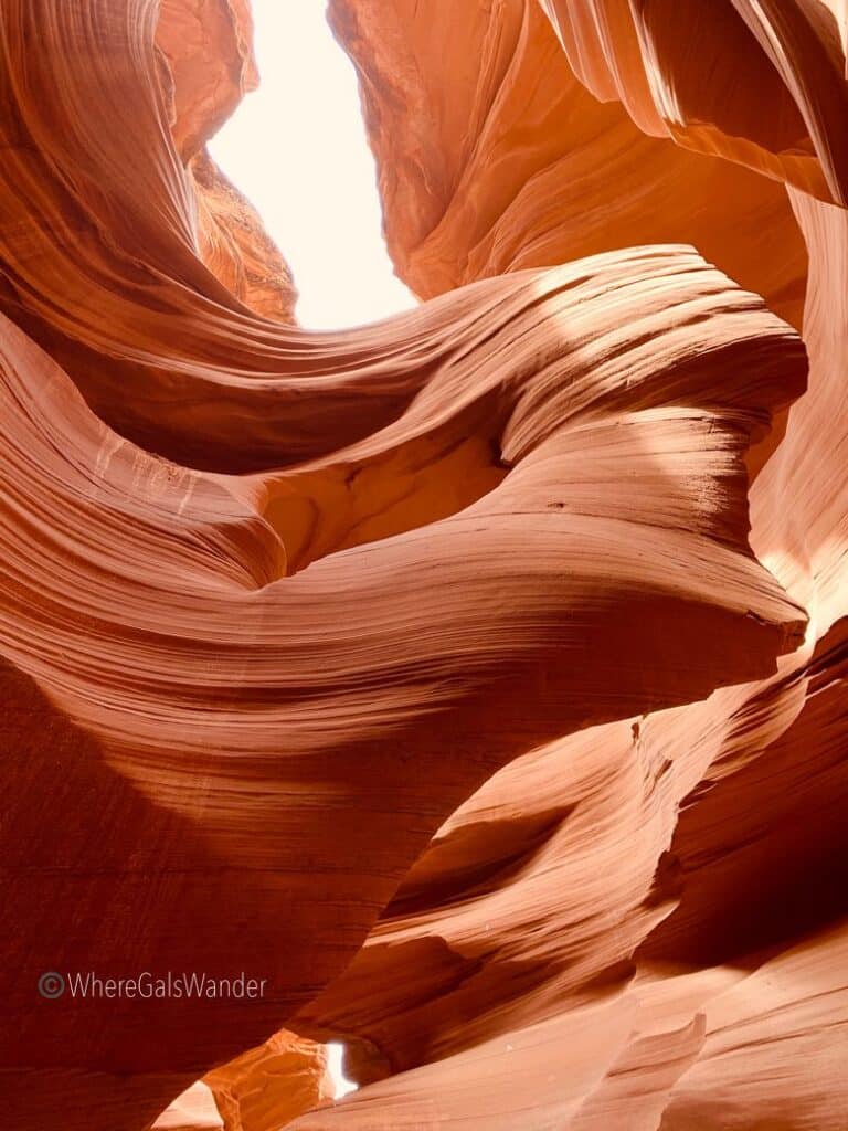 WhereGalsWander Visiting Antelope Canyon
