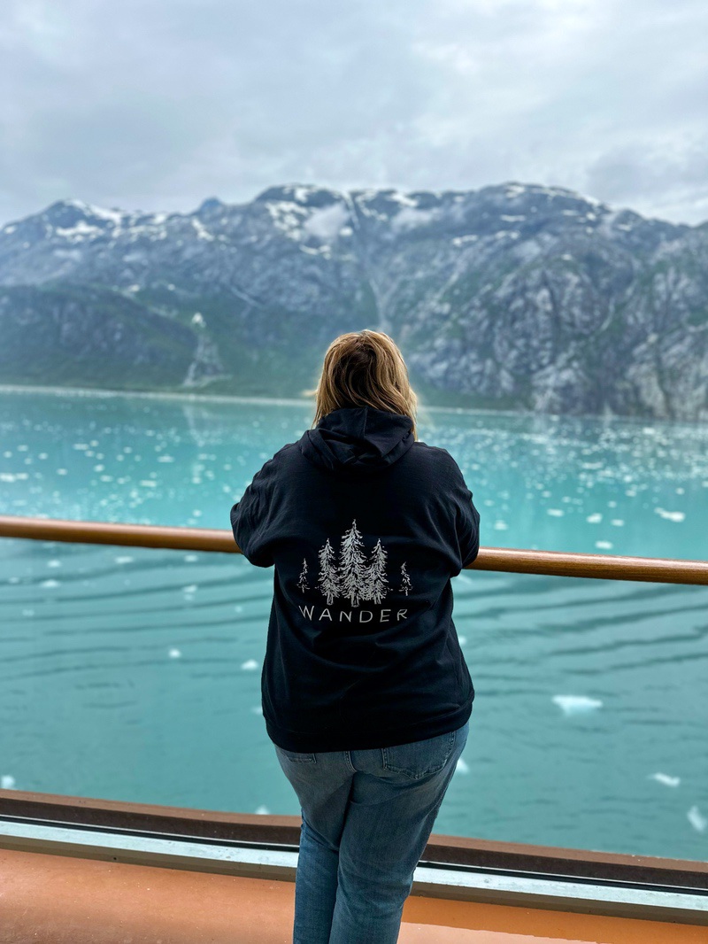 I never thought I would ever travel on a cruise ship, but here's how it compares to my typical road trip adventures. Hint: Glacier Bay National Park in Alaska has some pretty breathtaking views. #WhereGalsWander #HollandAmerica #HollandAmerica150 #hosted #cruise #alaska
